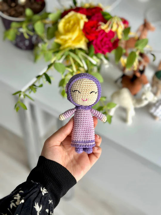 Mini Girl Doll | Handmade Muslim Dolls: Abaya, Lilac/Ecrou, Black Skin